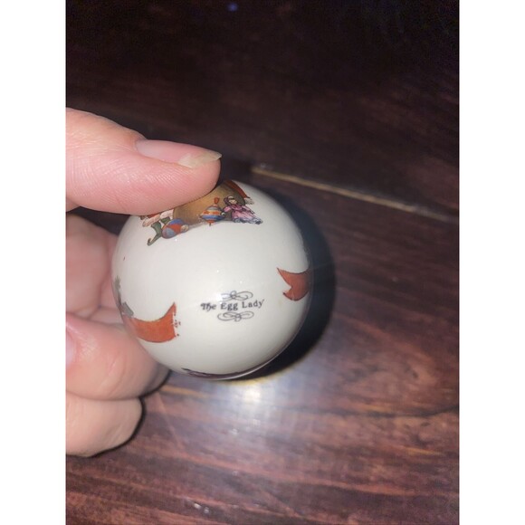 Vintage The Egg Lady Christmas Tree Ornament Santa Claus Hand Painted Elf Crack - Picture 7 of 7